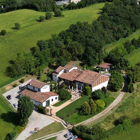 B&B Corte Delle Rose カスティリオーネ・デッレ・スティヴィエーレ エクステリア 写真
