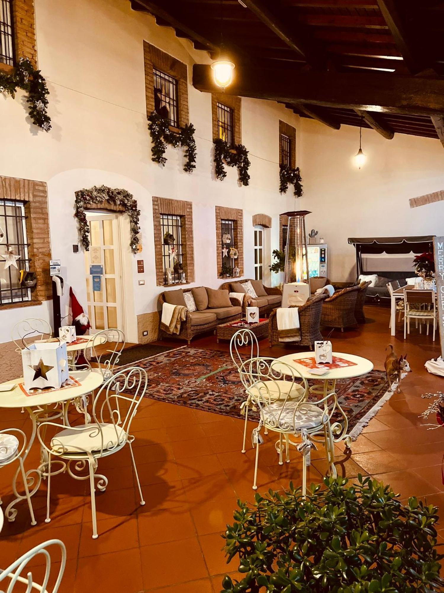 B&B Corte Delle Rose カスティリオーネ・デッレ・スティヴィエーレ エクステリア 写真