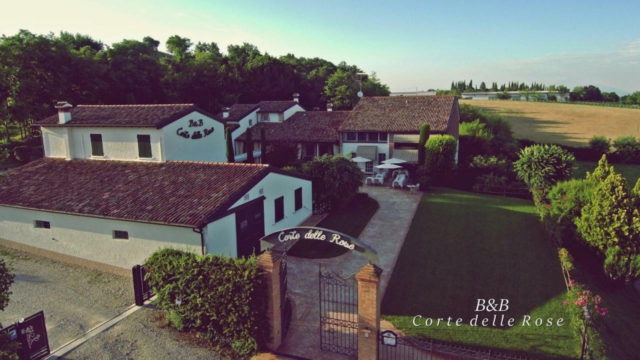 B&B Corte Delle Rose カスティリオーネ・デッレ・スティヴィエーレ エクステリア 写真